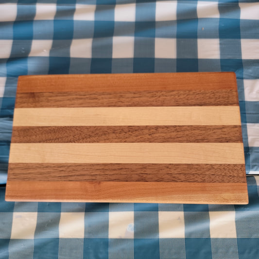 Medium offcut cutting board