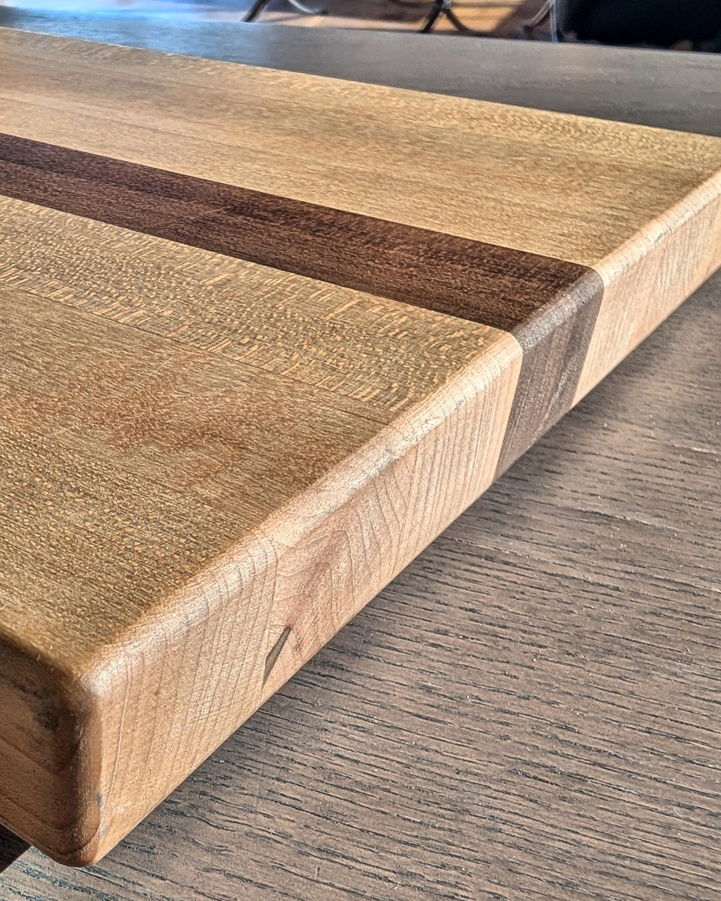 Medium Maple Walnut Cutting Board